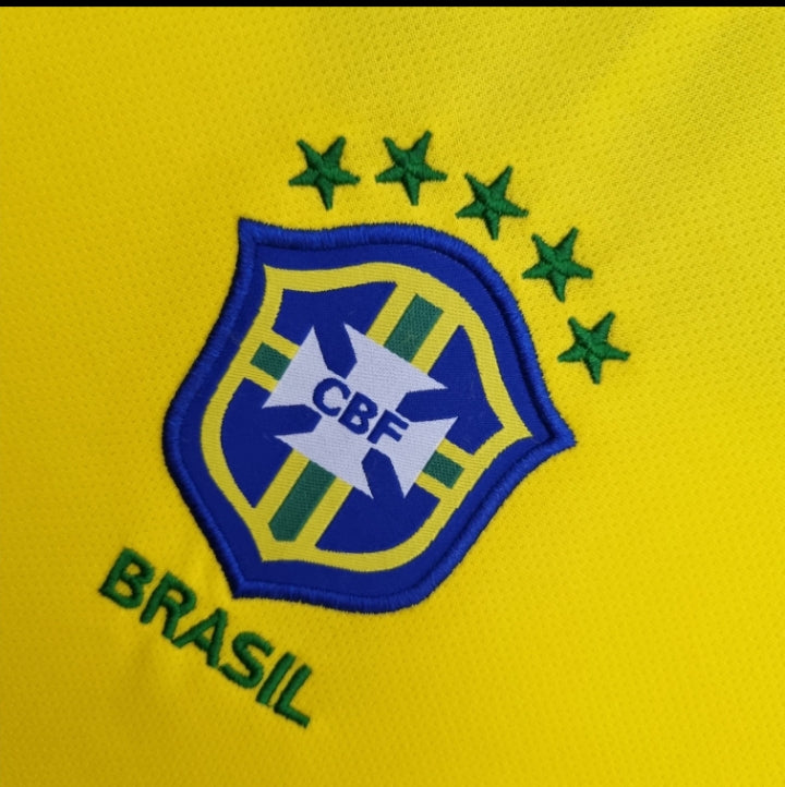 Camiseta Retro Brasil 2005💥 máxima calidad 💥⚽